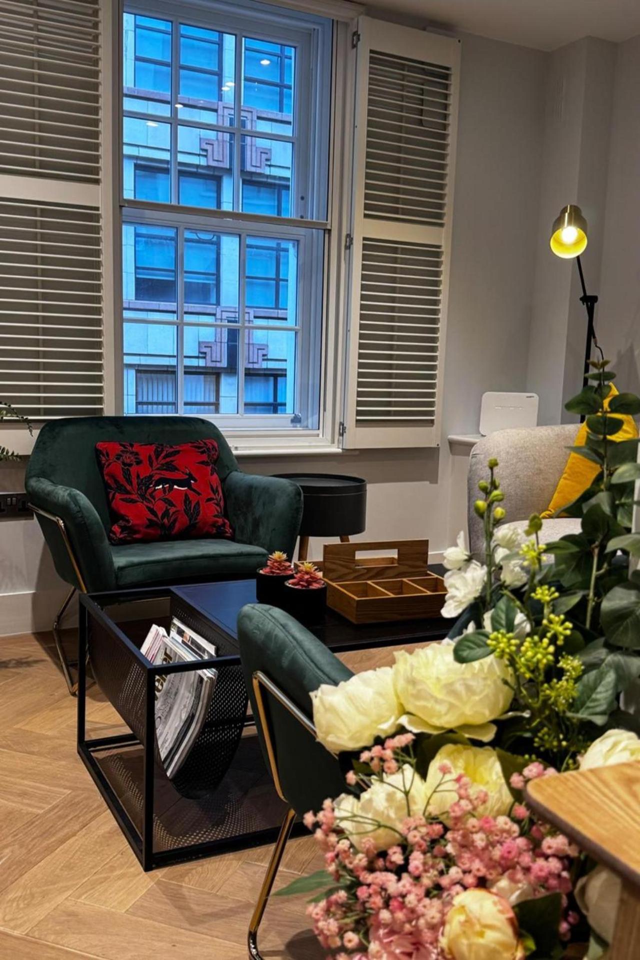 Charm - Soho Mayfair Apartment *