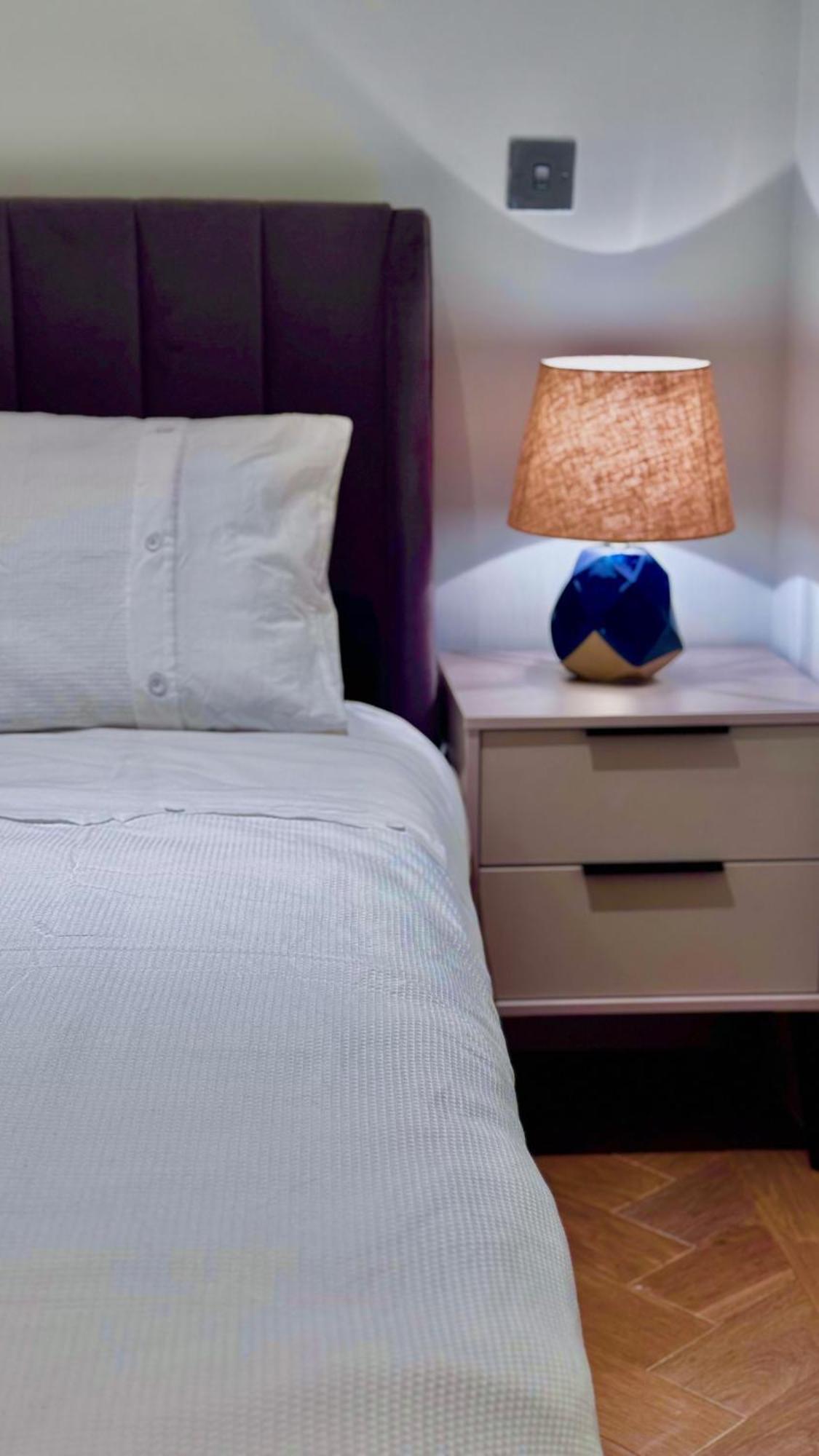 Charm - Soho Mayfair Apartment *