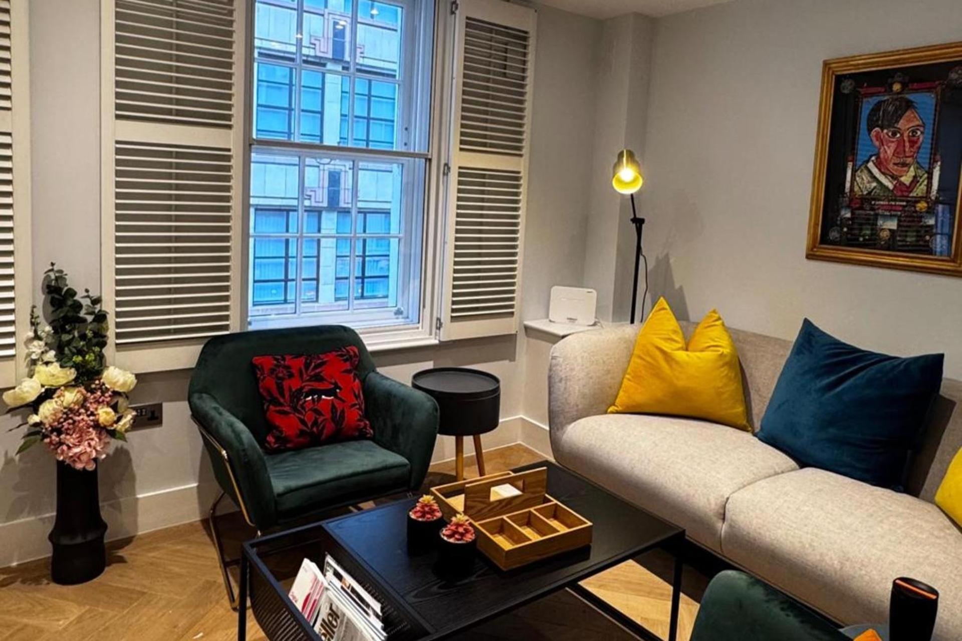 Chic Soho Mayfair Apartment